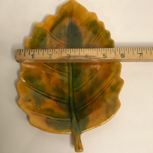Leaf Dish - Picture 6 of 6